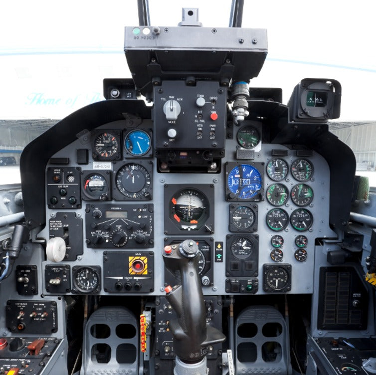 【解説ページ付き!】T-4 実物大コクピットポスター / 操縦席